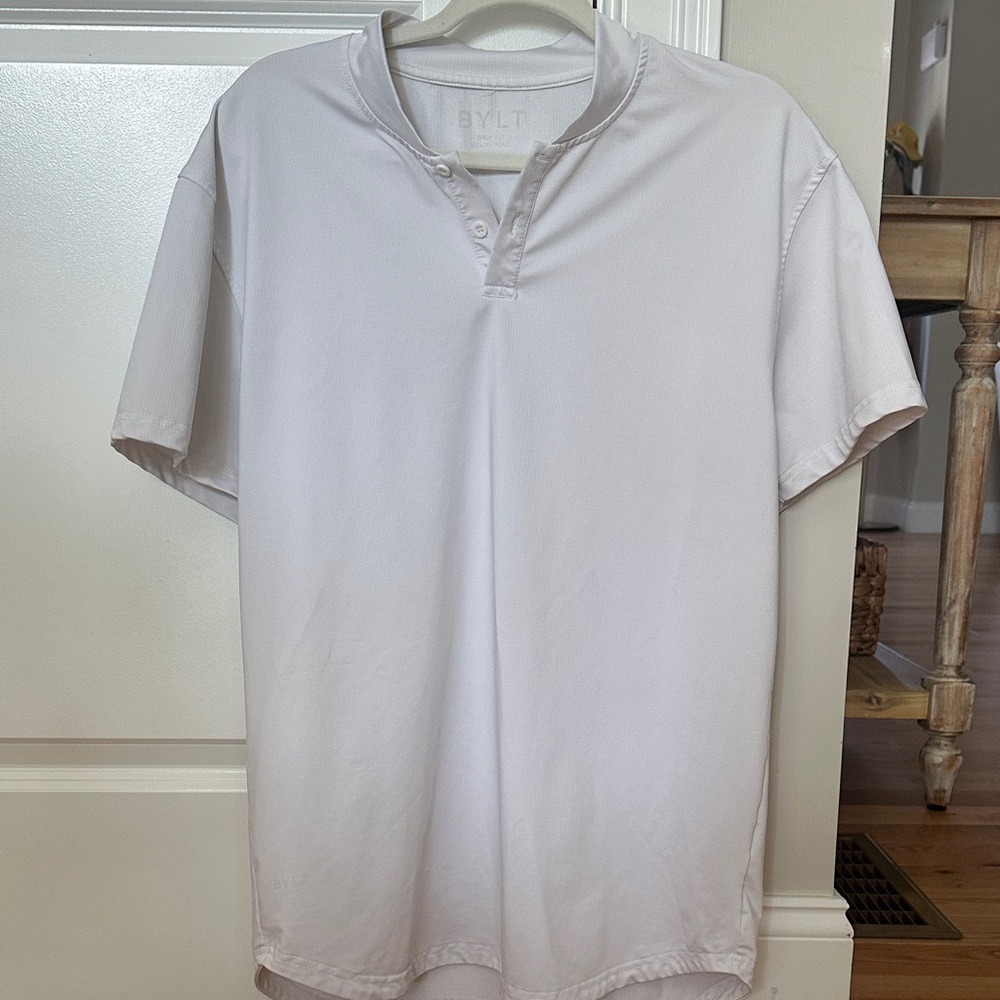 Men's BYLT White Drop Cut - Stealth Polo Performance Golf Tee.